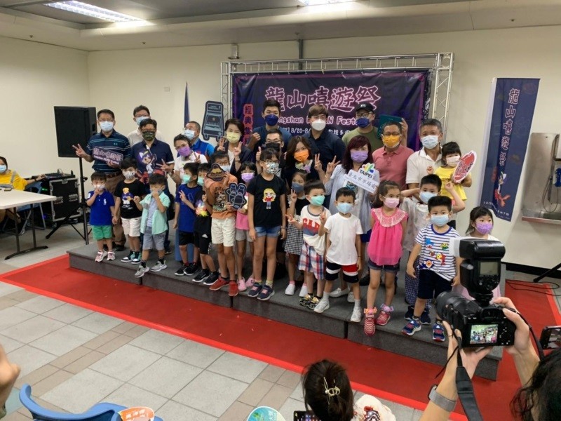 LINE_ALBUM_220820-龍山寺地下街-2022龍山嘻遊祭_220820_104