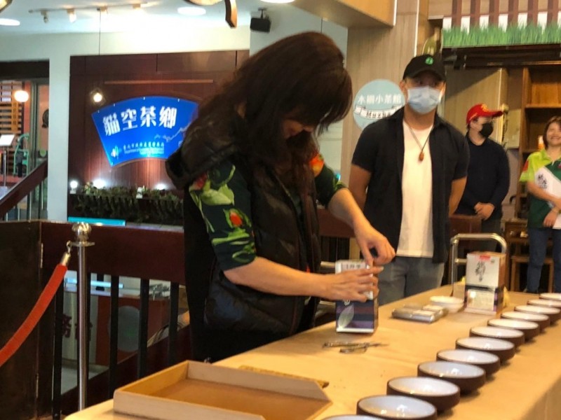 LINE_ALBUM_211023-貓空商圈-特等茶王賞茶季_211023_34