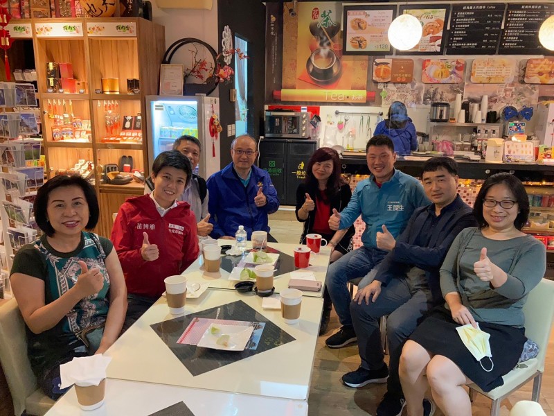 LINE_ALBUM_220326-貓空商圈-藝同遊貓空-全民集氣五告給力音樂會活動_220327_21