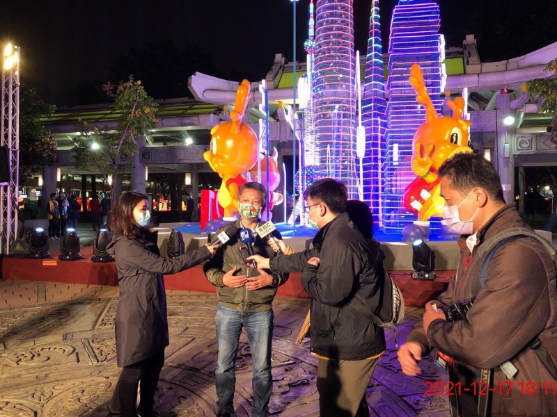 LINE_ALBUM_211217-2021台北燈節開幕式-艋舺_211218_0