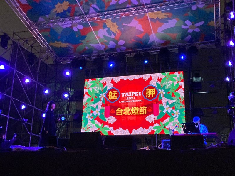 LINE_ALBUM_211217-2021台北燈節開幕式-艋舺_211218_14