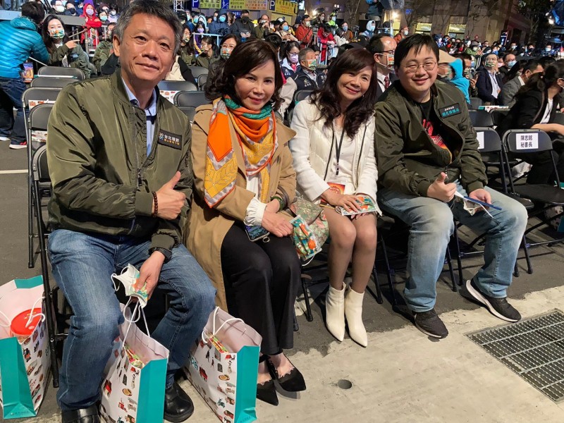 LINE_ALBUM_211217-2021台北燈節開幕式-艋舺_211218_27