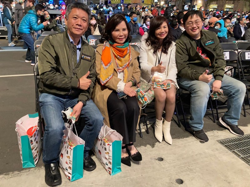 LINE_ALBUM_211217-2021台北燈節開幕式-艋舺_211218_28