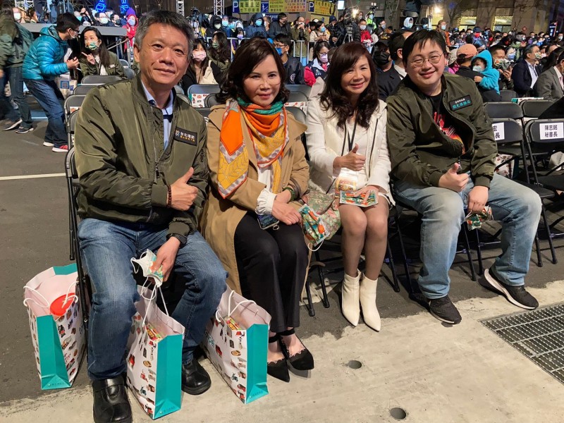 LINE_ALBUM_211217-2021台北燈節開幕式-艋舺_211218_29
