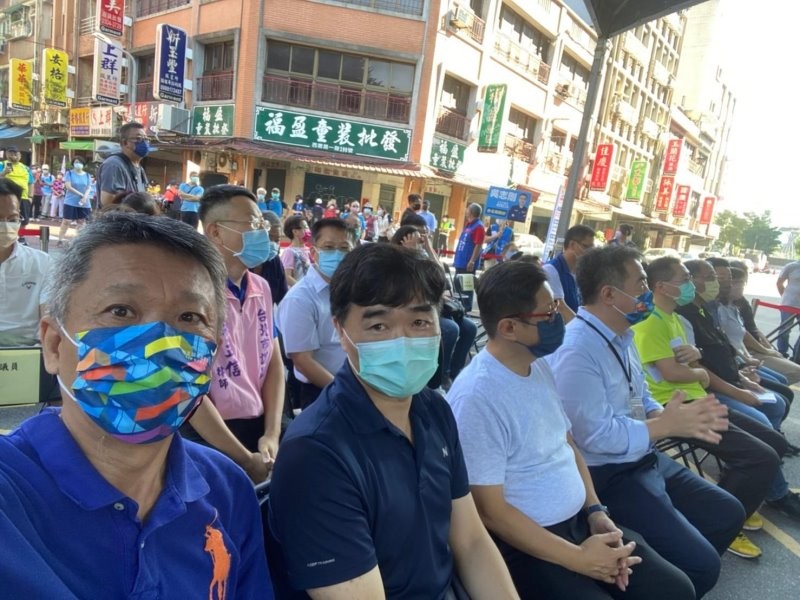 LINE_ALBUM_221001-艋舺服飾商圈-2022就愛MIT-艋舺健康趴趴走_221004_11