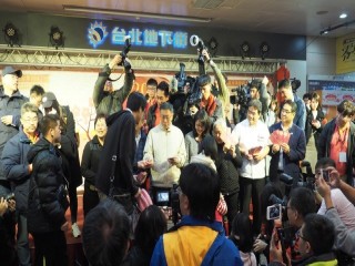 臺北市政府年貨大街-台北地下街-走街』活_190127_0035