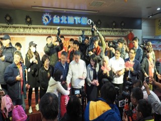 臺北市政府年貨大街-台北地下街-走街』活_190127_0036