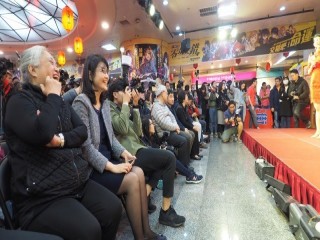 臺北市政府年貨大街-台北地下街-走街』活_190127_0066