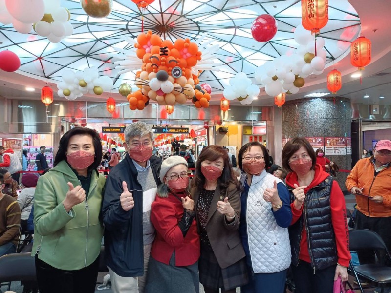 LINE_ALBUM_220122-台北地下街-年貨大街啟動活動_220122_2