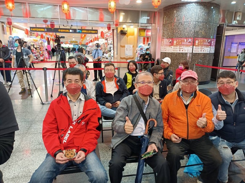 LINE_ALBUM_220122-台北地下街-年貨大街啟動活動_220122_17