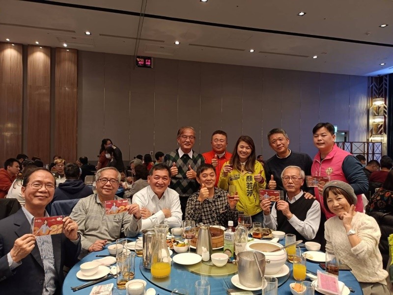 LINE_ALBUM_220221-台北地下街-2022虎來好運春酒餐會_220222_28