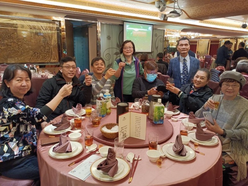 LINE_ALBUM_230206-台北地下街-2023台北地下街鴻兔大展春酒餐會_230207_8