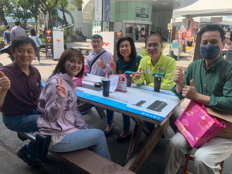 LINE_ALBUM_220319-八德商圈-8D8D五倍C利-全民集氣五告給力_220319_74