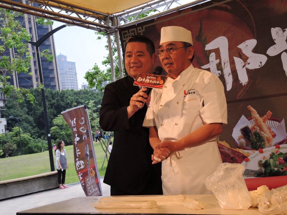 捐血做公益，捐血免費品嚐牛肉麵。